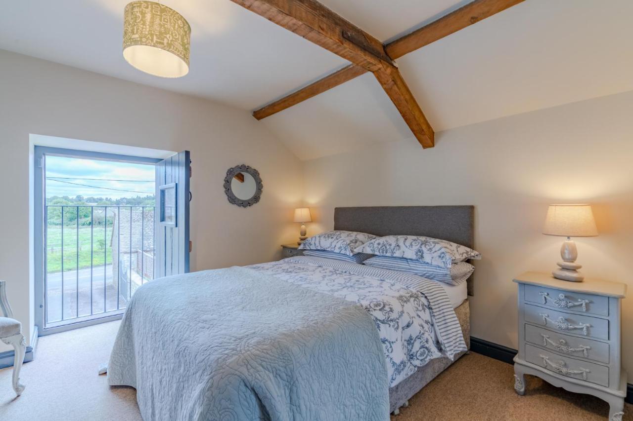 Buff Lodge Tackley Экстерьер фото